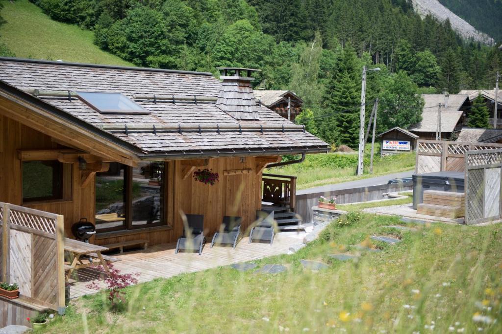 Morzine Ski Chalet | La Grande Ourse