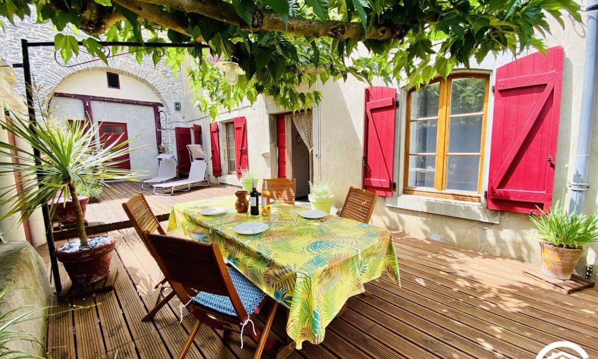 Berriac House | La Grande Terrasse - BERRIAC