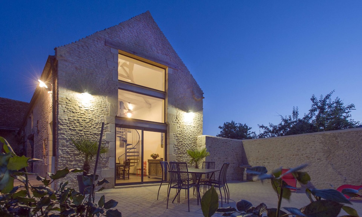 Saint-Wambert-des-Trois-Vallees Cottage | La Grange aux Lumières - Heated swimming pool - Nature