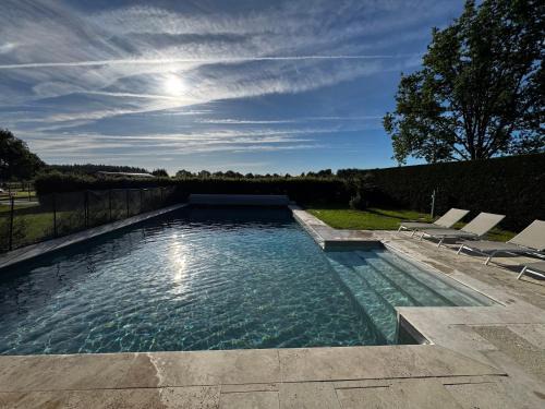 Mery-sur-Cher House | La Grange de Léonie - Gîtes avec Spas privatifs et Piscine