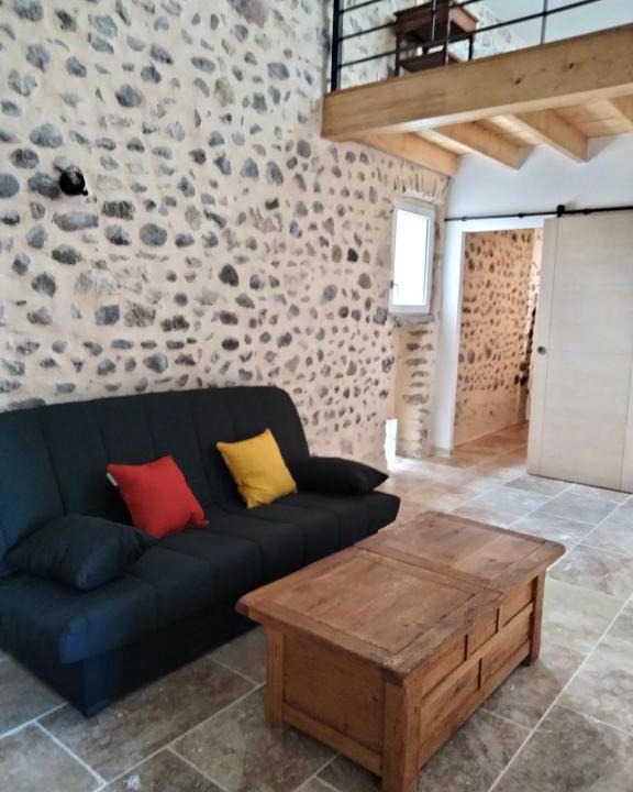 Chomerac House | La Grange de Sabatas