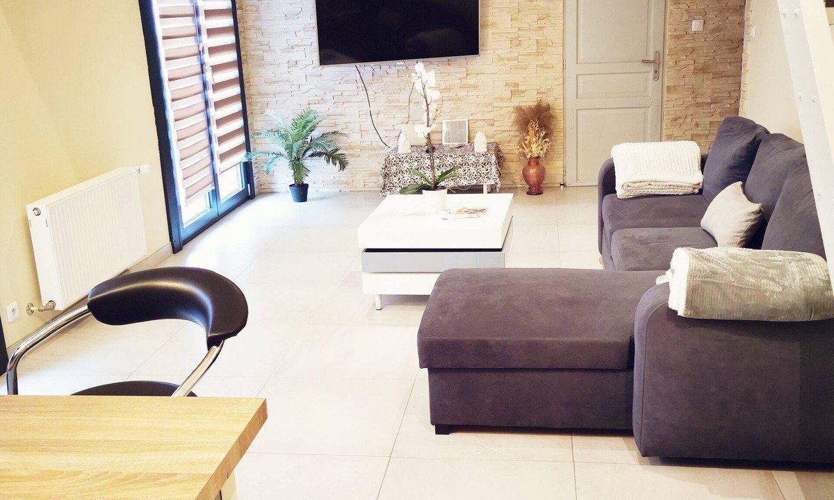 Allinges Apartment | La Grange des Hutins