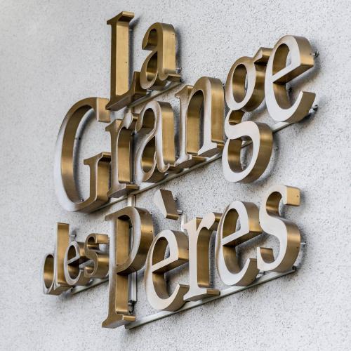 Pringy Apartment | La Grange des Pères