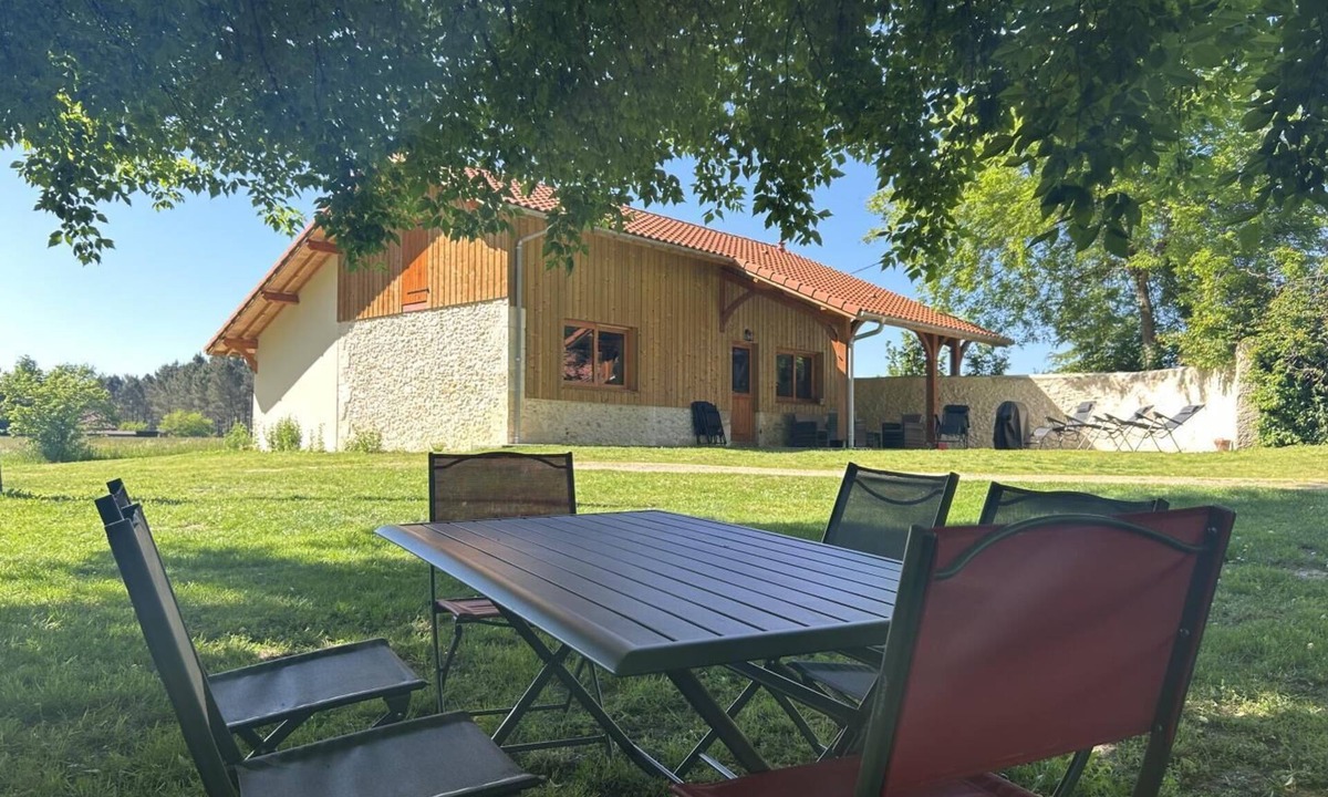 Arue House | La grange du routgé