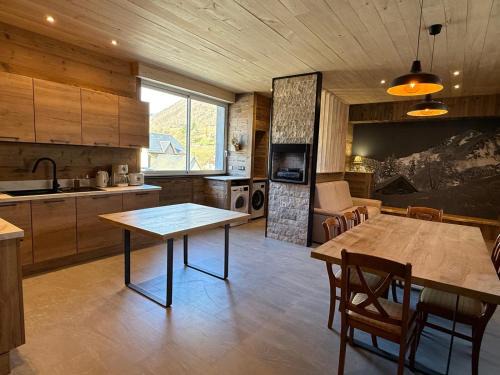 Esquieze-Sere Apartment | La Grange
