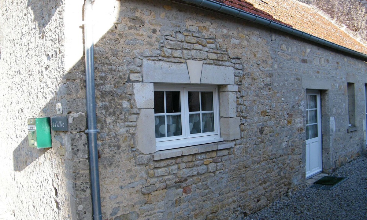 Fresville Cottage | La Grange - one bedroom beautiful country cottage in rural Fresville Normandy