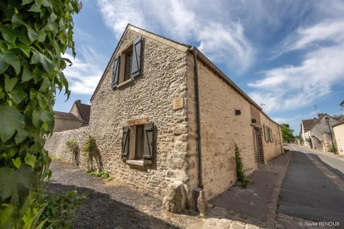 Barbery House | La Grange Patton