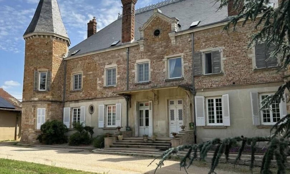 Bage-la-Ville House | La Griffonière - Bage-dommartin