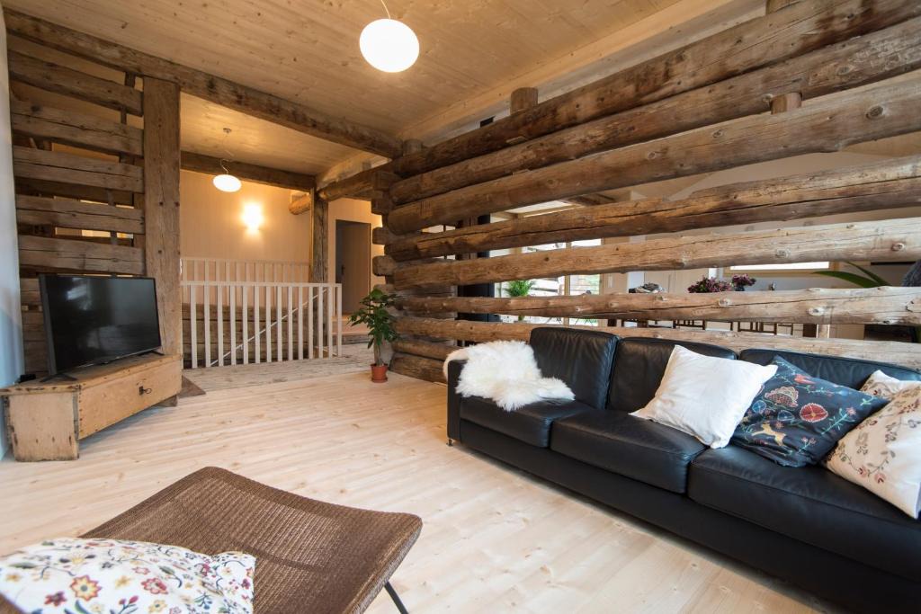 Zillis Apartment | La Grobla - Die ruhige & heimelige Ferienwohnung