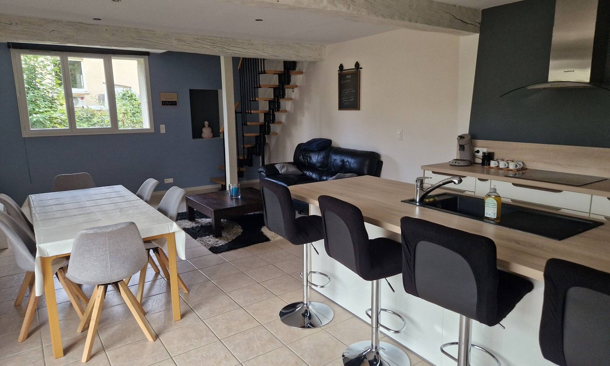 Gurgy House | La Gurgyçoise