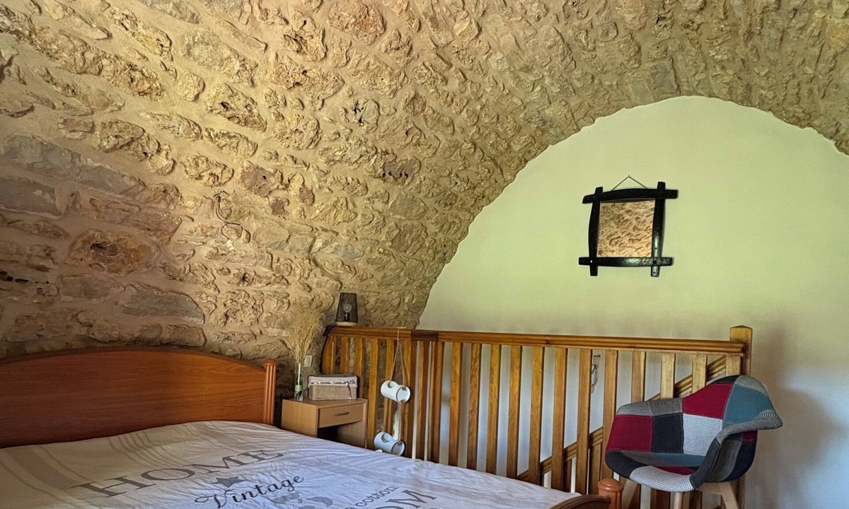 Hures-la-Parade House | La Jassette furnished room