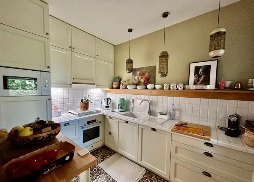 Mondeville Apartment | La Julienne