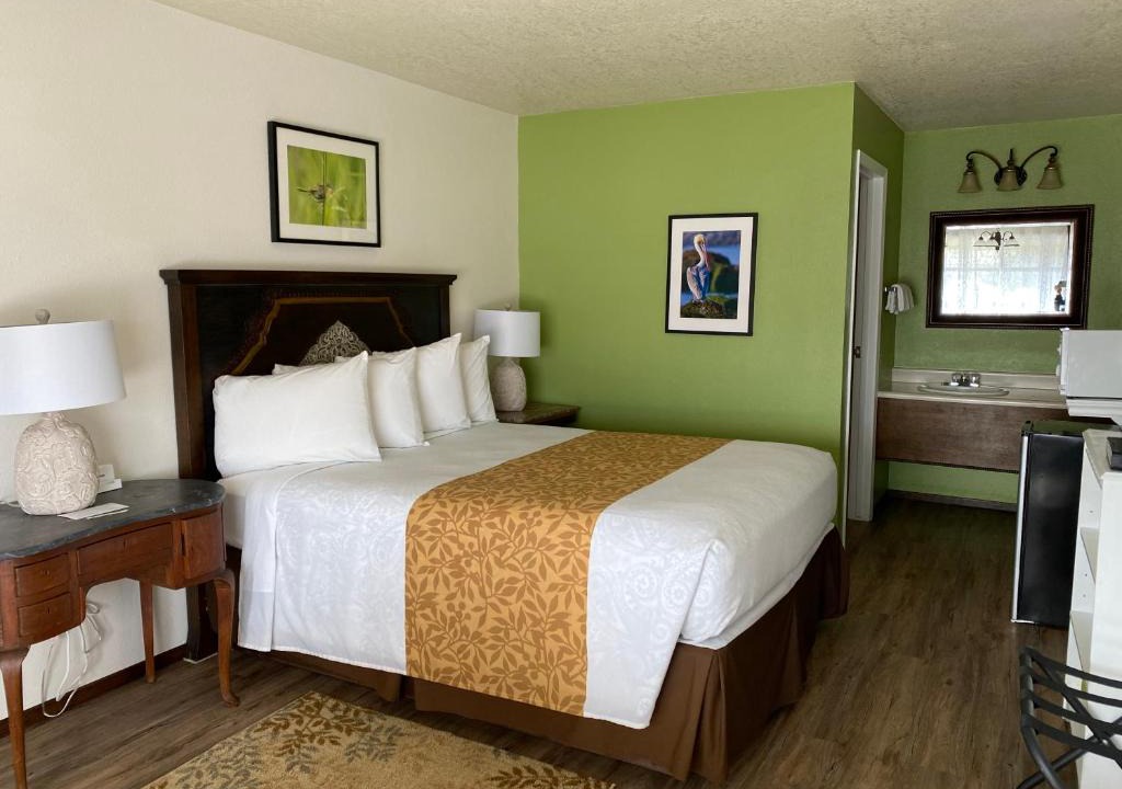 Bandon Hotel | La Kris Inn