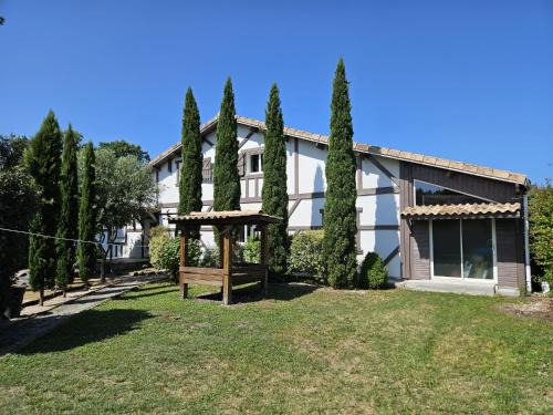 Sainte-Eulalie-en-Born House | LA LANDAISE