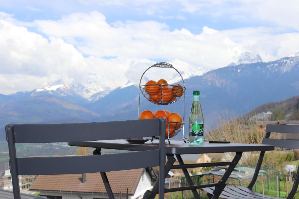 Monthey Apartment | la lapia