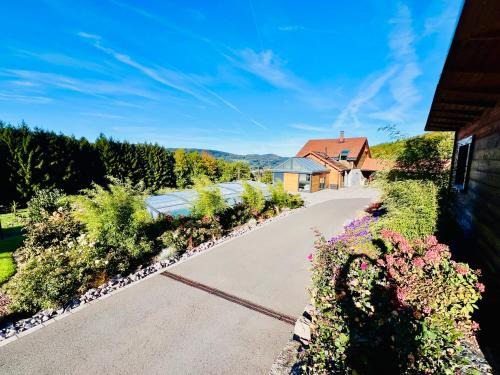 Granges-Aumontzey Villa | La lisière romantique