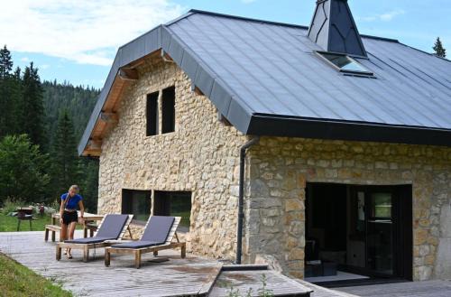 Premanon Ski Chalet | La loge de la Dolarde