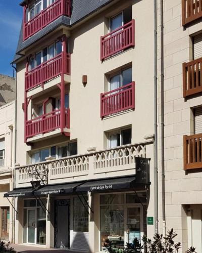 Deauville City Centre Hotel | La Loggia Appart'Hôtel & Spa