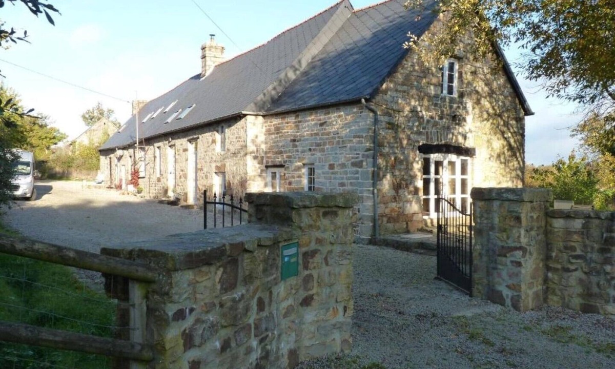 Lonlay-l'Abbaye House | La Longere a tranquil, rural stone cottage, cosy and comfortable. All inclusive