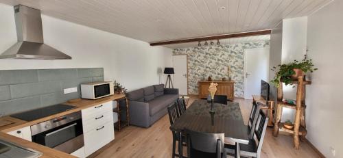 Arbois Apartment | La Louve