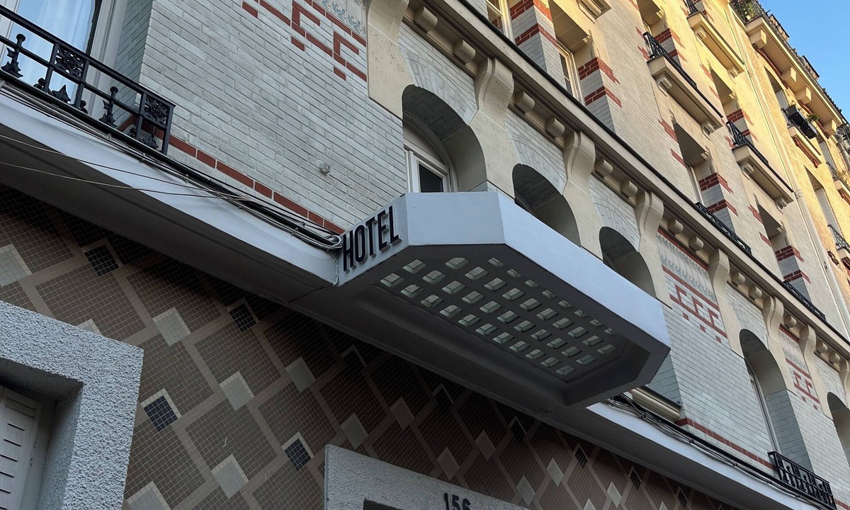 Levallois-Perret Apartment | La Lumière de Paris