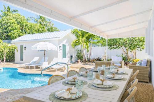 Southside House | La Luna Oasis - Holiday Home West Palm