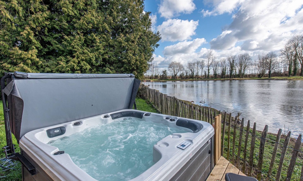 Herzeele House | La Mésange - Chalet avec jacuzzi