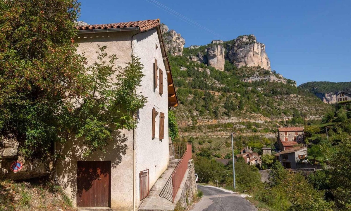 Saint-Pierre-des-Tripiers House | La Maisonnette à la Caze