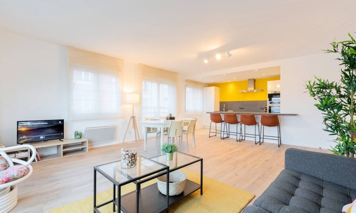 La Madeleine Apartment | La Madeleine-two bedroom with parking place