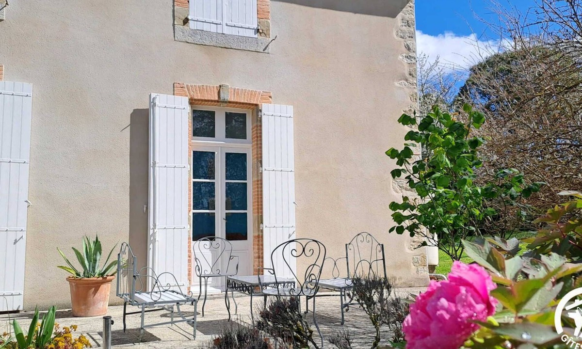 Puylaurens House | La Madière - PUYLAURENS