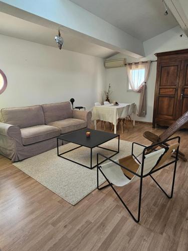 Saint-Pantaleon-les-Vignes House | La Maison de Léonie 26