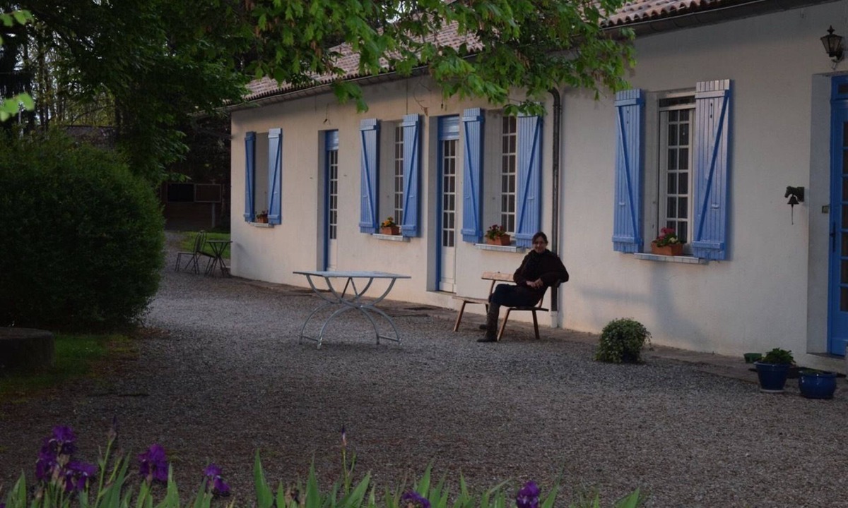 Lorp-Sentaraille Bed & Breakfast | La Maison Blanche