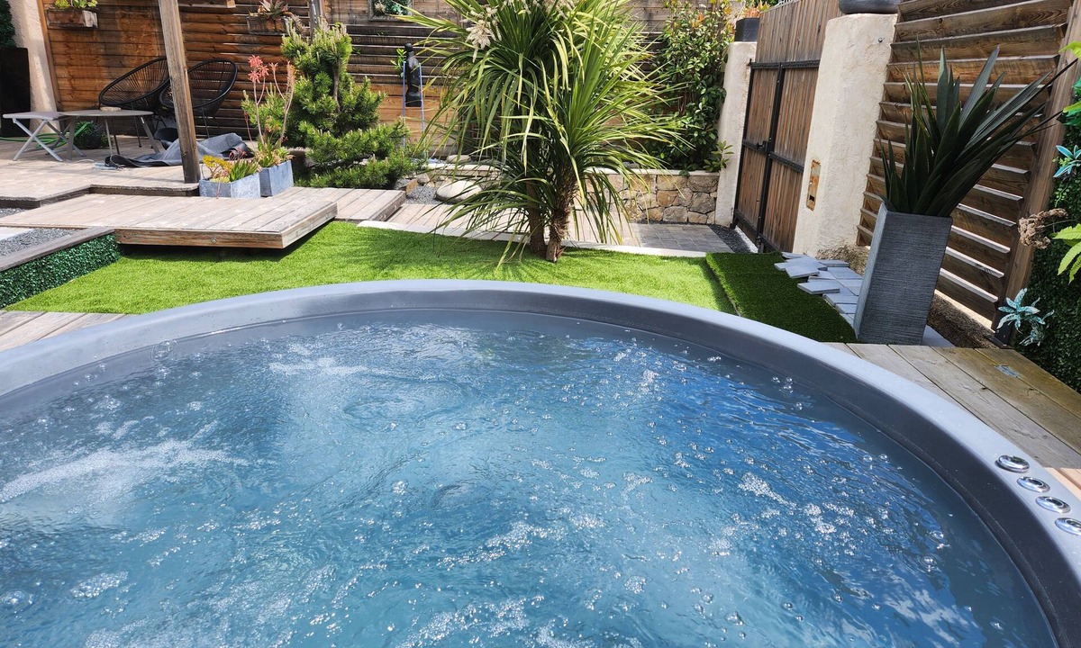 Fayence House | la Maison Bleu Avec Spa