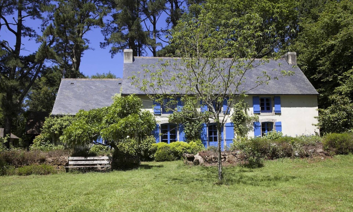 Riec-sur-Belon House | La Maison Bleue on the Aven River