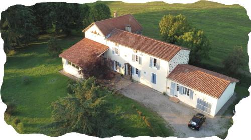 Rosieres Bed & Breakfast | La Maison Bleue
