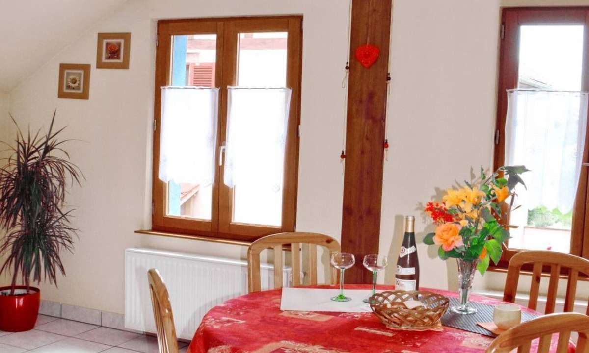 Bergheim House | La Maison Bleue im Zentrum des Elsass in Bergheim by Interhome