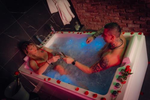 Bethune Apartment | La Maison Coquine