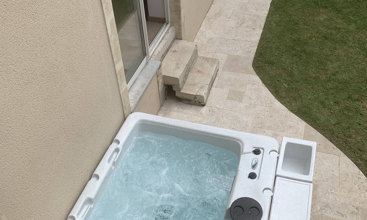 Bayeux House | La maison d'alice spa classé* (classified spa)