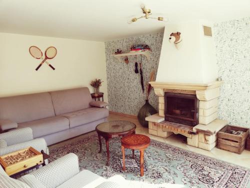 Souesmes House | La Maison D'amis