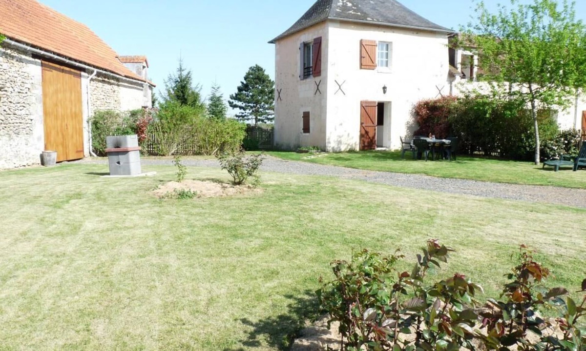 Leigne-les-Bois House | La Maison D'angel - Coussay-les-bois