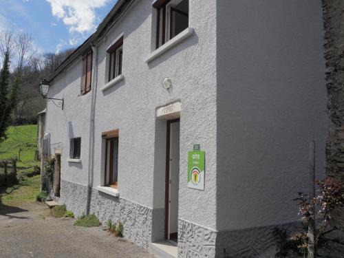 Saint-Lary House | La Maison d'Anna