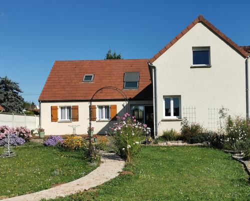 Maintenon Bed & Breakfast | La Maison d'Eana