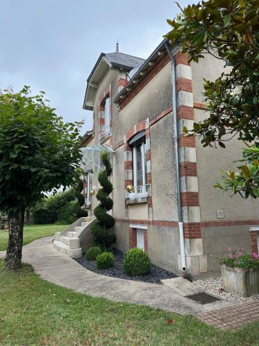 Aubigny-sur-Nere Villa | La Maison d'Elise - Gîte 4 épis
