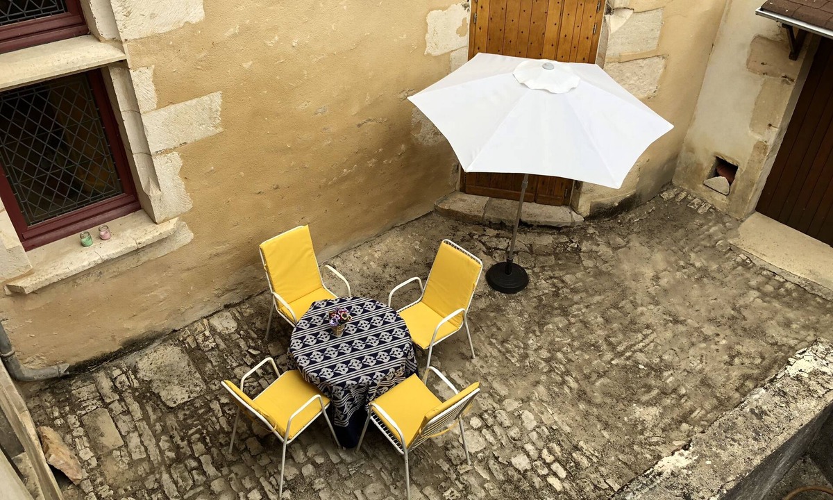 Puligny-Montrachet House | La Maison du Gardien