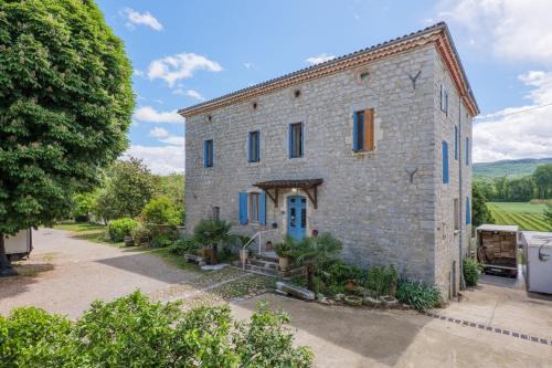 Saint-Alban-sous-Sampzon Bed & Breakfast | La Maison De Mon Père