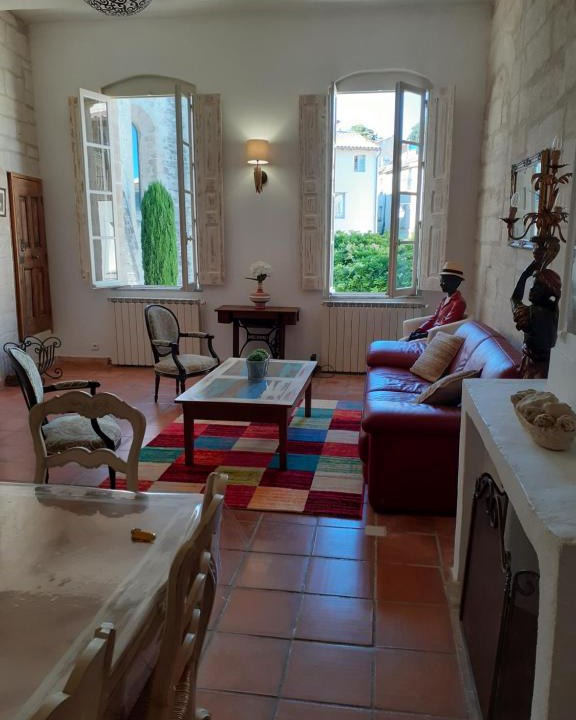 Villeneuve-les-Avignon Apartment | La Maison du Fort