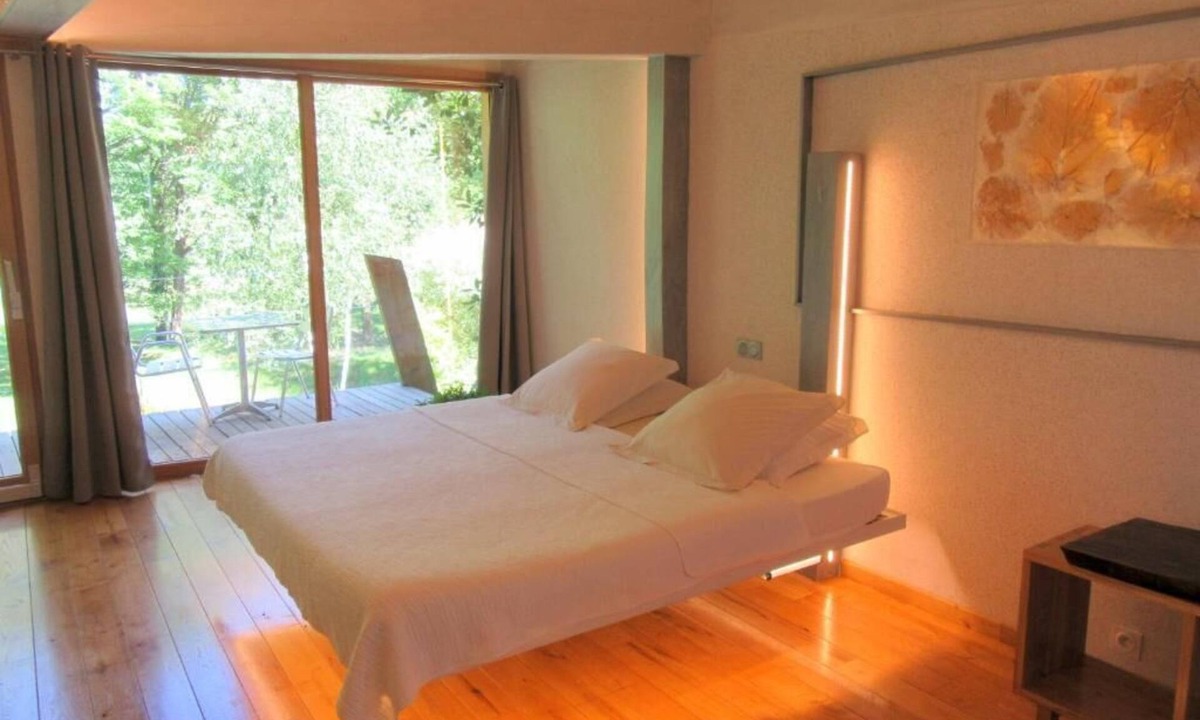 Mesland House | La Maison d'Hôtes D'une Autre Nature