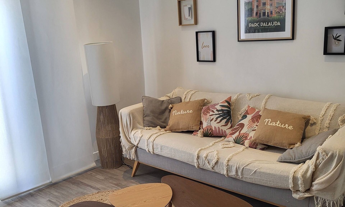 Thuir House | La Maison De Camille