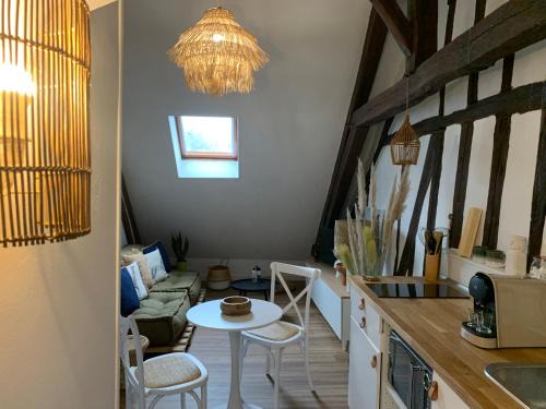 Sens Apartment | La maison de Cruso