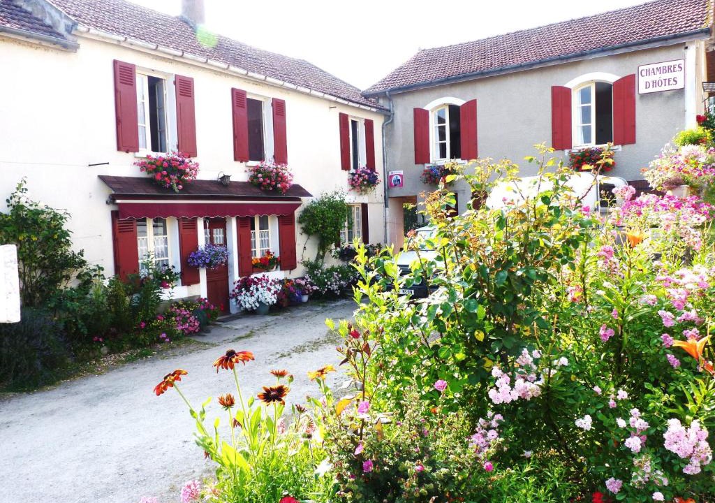 Domecy-sur-Cure House | La Maison de Cure